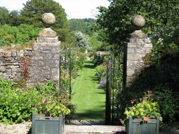 Cerney House Garden